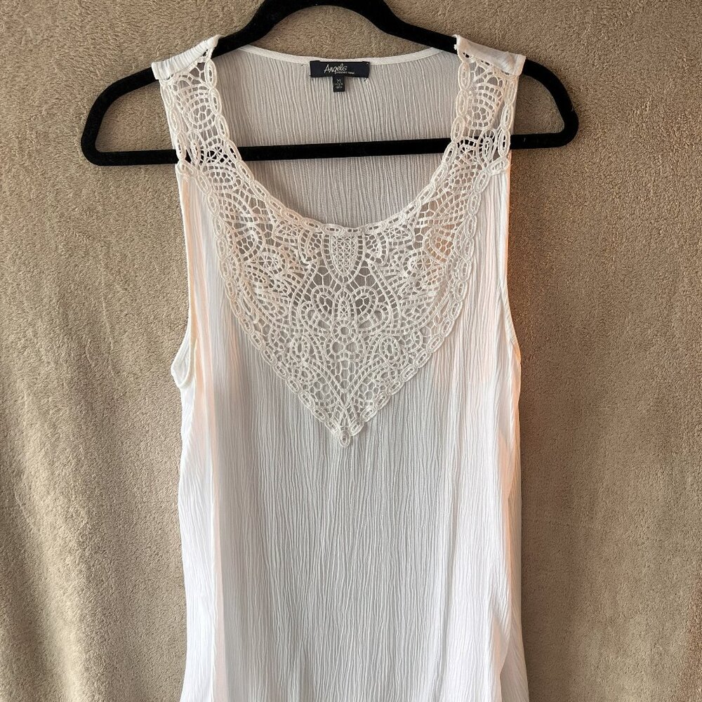 Angels Tank Top, Size M (Medium). Ivory Rayon with lace at the neckline.